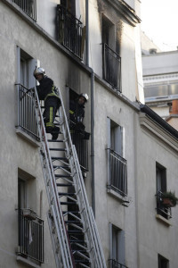 eight dead in apartment fire in north paris police