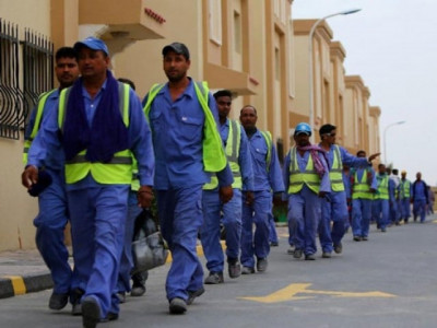 qatar to enforce key labour reform from november