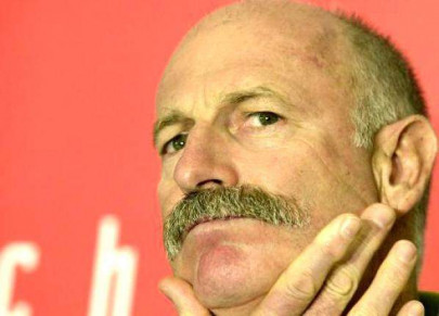 dennis lillee quits as tests moved away from waca dennis lillee quits as tests moved away from waca