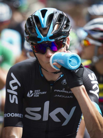 sky 039 s british cyclist christopher froome drinks prior to the 11th stage of the 2015 vuelta espana cycling tour a 138km route between andorra la vella and cortals d encamp on september 2 2015 photo afp sky 039 s british cyclist christopher froome drinks prior to the 11th stage of the 2015 vuelta espana cycling tour a 138km route between andorra la vella and cortals d encamp on september 2 2015 photo afp