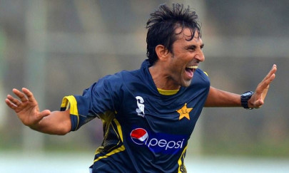 doors of one day cricket open for younus khan haroon rasheed doors of one day cricket open for younus khan haroon rasheed