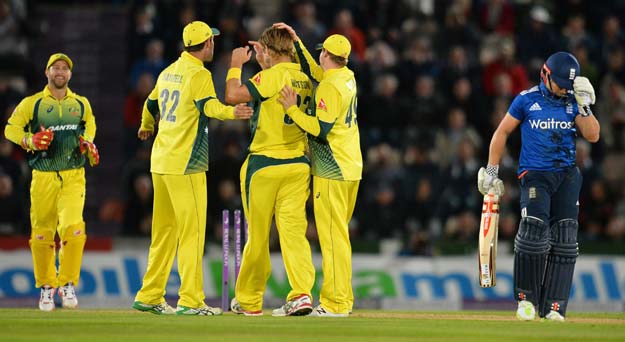 australia 039 s shane watson c is congratulated by team mates after taking the wicket of england 039 s james taylor for 59 runs by during the first one day international odi cricket match between england and australia at the ageas bowl cricket ground in southampton southern england on september 3 2015 photo afp