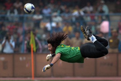 scorpion kick legend rene higuita recreates the moment on 20th anniversary