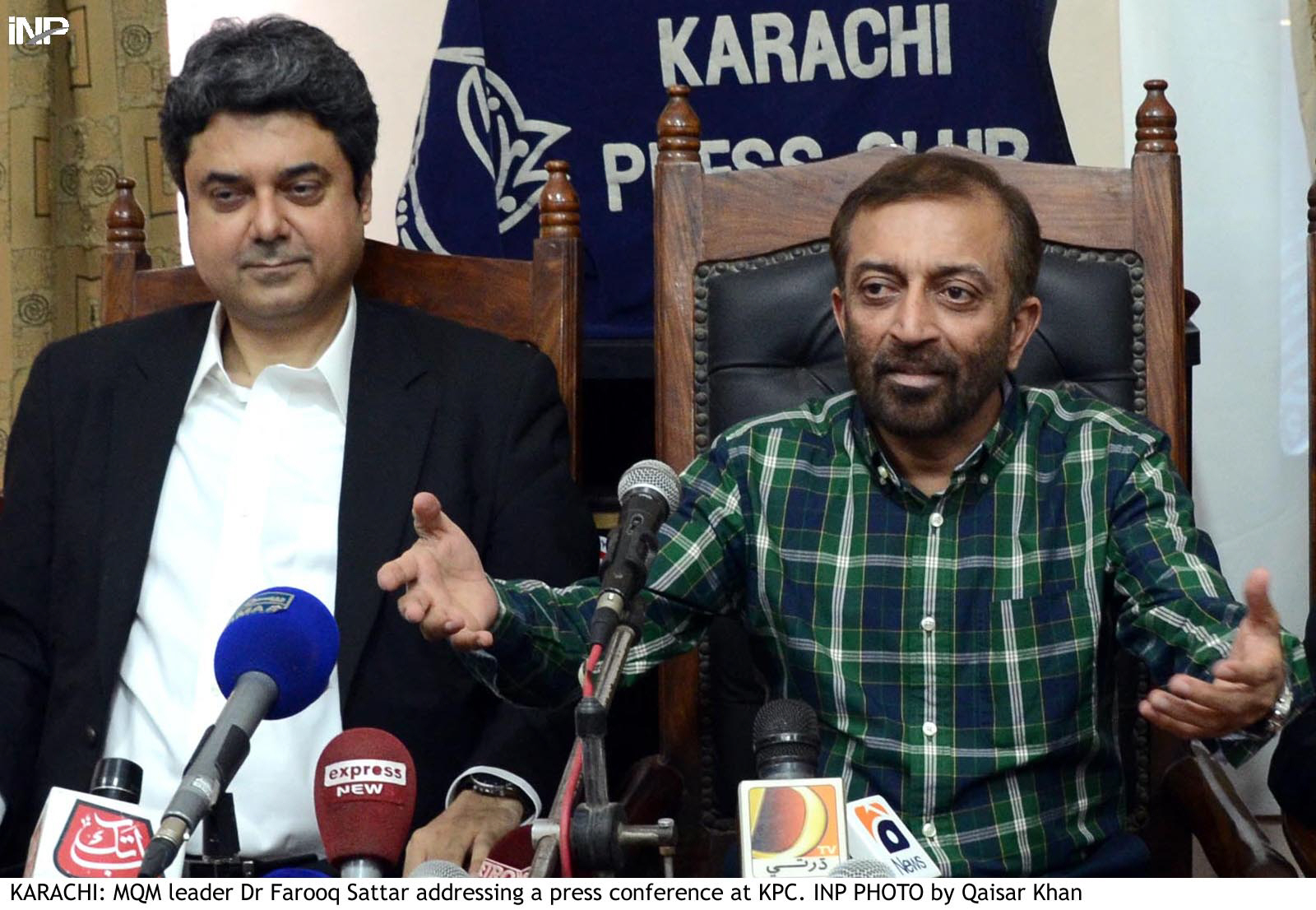 mqm leader dr farooq sattarm along with farogh naseem addressing a press conference at karachi press club photo inp