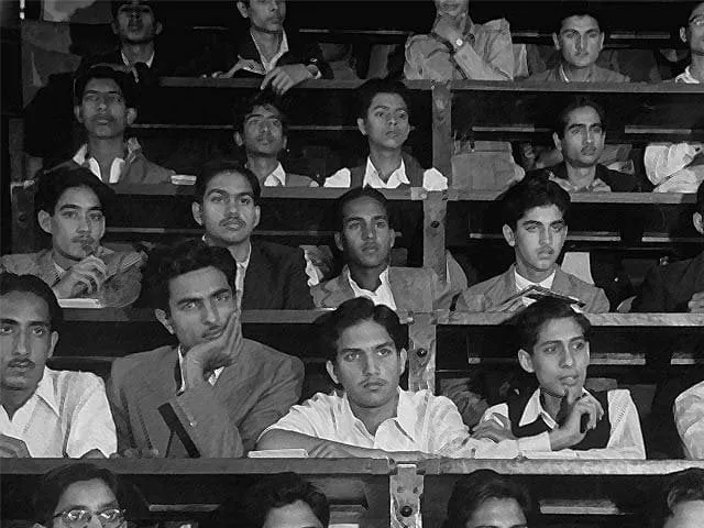 pakistani students attend a freshman physics class at the government college in 1947 photo getty pakistani students attend a freshman physics class at the government college in 1947 photo getty