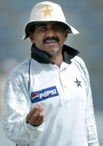 pakistani players threw away matches javed miandad pakistani players threw away matches javed miandad