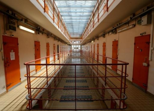 inmate fabrice boromee who took his prison 039 s deputy governor hostage was imprisoned with some of the country 039 s most dangerous criminals photo afp inmate fabrice boromee who took his prison 039 s deputy governor hostage was imprisoned with some of the country 039 s most dangerous criminals photo afp