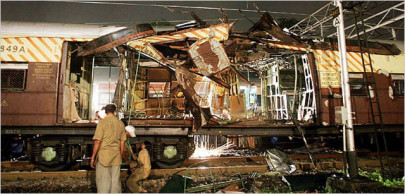 indian court convicts 12 in 2006 mumbai train bombs trial