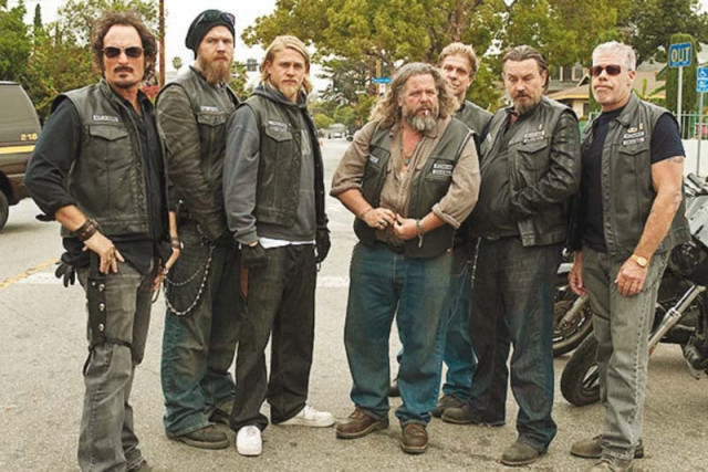 sons of anarchy an adaptation of shakespeare s hamlet revolves around the lives of motorcycle clubs photos file sons of anarchy an adaptation of shakespeare s hamlet revolves around the lives of motorcycle clubs photos file