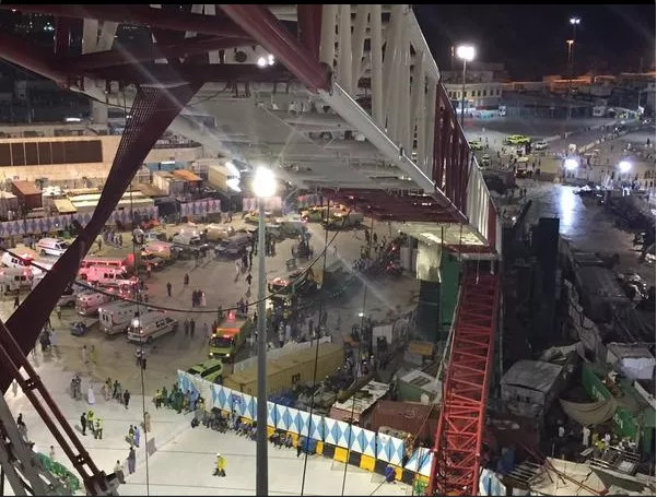 picture showing the crane that collapsed in the grand mosque on september 11 photo civil defence twitter picture showing the crane that collapsed in the grand mosque on september 11 photo civil defence twitter