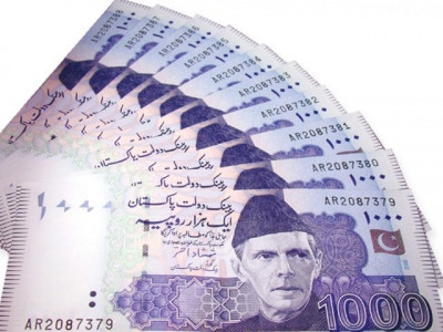 winning big cash and prizes worth rs115m given to teachers