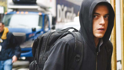 a case of mr robot gone lose a case of mr robot gone lose