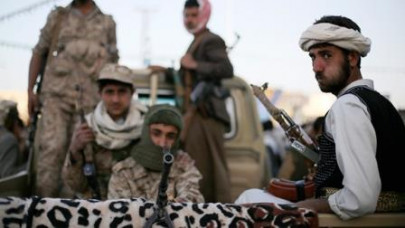 five saudi soldiers killed at yemen border fighting begins in central province