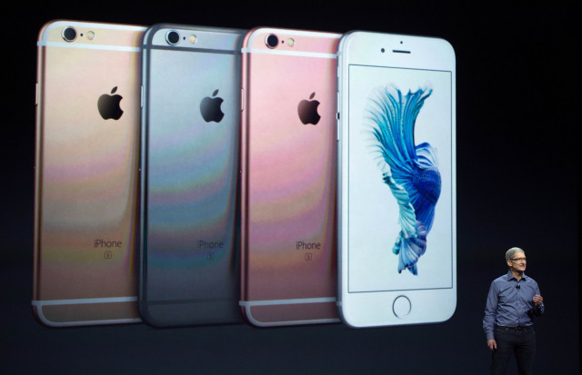 in this september 9 20115 file photo apple ceo tim cook introduces the iphone 6s during a media event in san francisco california photo afp in this september 9 20115 file photo apple ceo tim cook introduces the iphone 6s during a media event in san francisco california photo afp
