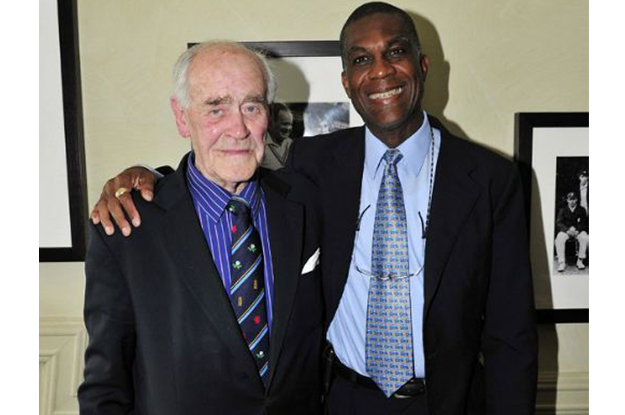 yorkshire and england cricket captain brian close poses with former west indies cricketer michael holding on june 21 2012 photo afp