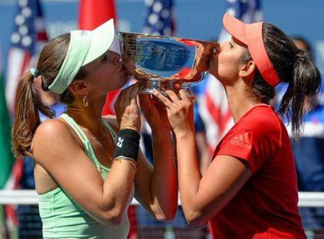 martina hingis of switzerland and sania mirza of india with the us open trophy after beating casey dellacqua of australia and yaroslava shvedova of kazakhstan in the women 039 s doubles final on day fourteen of the 2015 us open tennis tournament photo reuters martina hingis of switzerland and sania mirza of india with the us open trophy after beating casey dellacqua of australia and yaroslava shvedova of kazakhstan in the women 039 s doubles final on day fourteen of the 2015 us open tennis tournament photo reuters