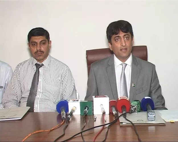 toru urged the public to come forward and assist the drive against corruption in the province photo express toru urged the public to come forward and assist the drive against corruption in the province photo express