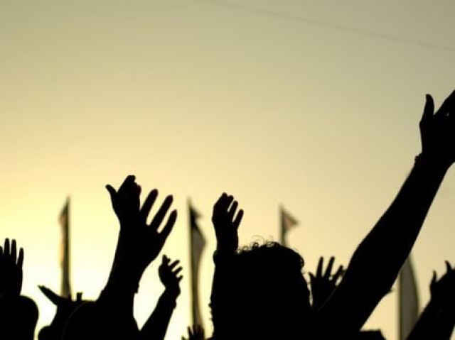 owners walk out shout slogans against govt while parents slam school admins photo file owners walk out shout slogans against govt while parents slam school admins photo file