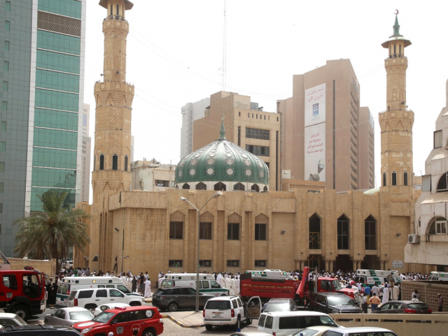 al imam al sadeq mosque after it was targeted by a suicide bombing during friday prayers on june 26 2015 in kuwait city photo afp al imam al sadeq mosque after it was targeted by a suicide bombing during friday prayers on june 26 2015 in kuwait city photo afp
