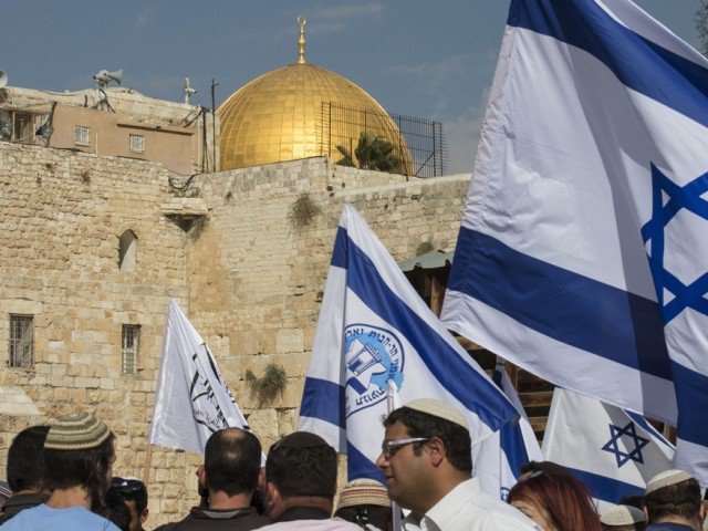 right wing israelis demonstrate at the western wall plaza next to al aqsa mosque compound islam 039 s third holiest site but also the most sacred spot for jews who refer to it as the temple mount because it once housed two jewish temples in the old city of jerusalem photo afp