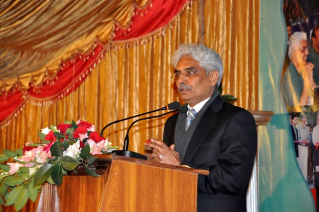 rumours that dr haroon rashid had plagiarised his doctorate thesis were doing the rounds but the higher education commission hec began investigating the issue after it received a complaint about it last month photo ciit atd edu pk rumours that dr haroon rashid had plagiarised his doctorate thesis were doing the rounds but the higher education commission hec began investigating the issue after it received a complaint about it last month photo ciit atd edu pk