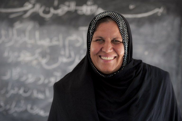 aqeela asifi was given the nansen refugee award for her dedication to education for afghan refugee girls photo afp