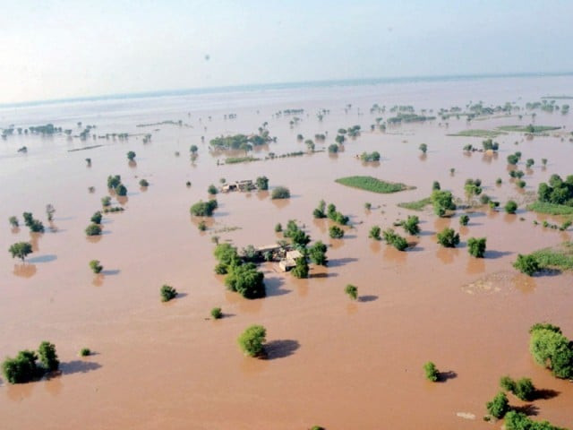 houses and fields in a village near chiniot are seen inundated photo online houses and fields in a village near chiniot are seen inundated photo online