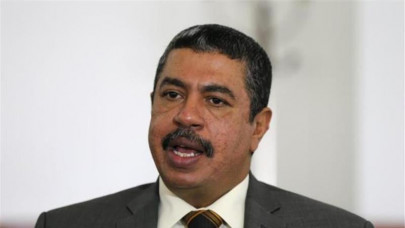 exiled yemen government back in aden amid military push