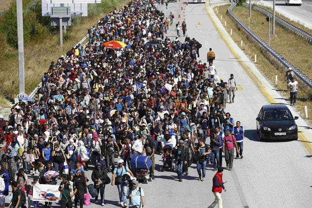 migrants walk towards the greece border on a road near edirne turkey september 18 2015 photo reuters migrants walk towards the greece border on a road near edirne turkey september 18 2015 photo reuters