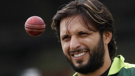 shahid afridi earlier said that pcb should stop asking bcci for a series photo reuters