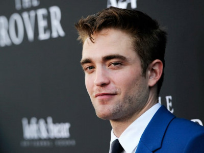 fame was amazing but pyschologically demanding robert pattinson