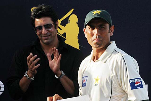 wasim akram l and younis khan r photo afp