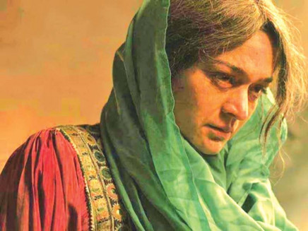 mumtaz terms the ongoing revival of pakistani cinema as a new chapter in the world of filmmaking in the country photos publicity