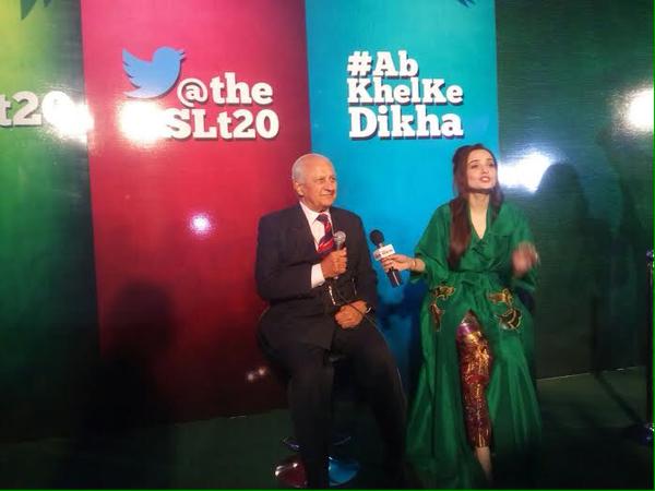 pcb chairman shahryar khan speaks to juggan kazim at the psl launch event in lahore on september 20 2015 photo psl