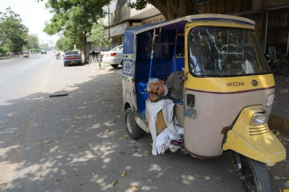 karachi braves record heatwave this month