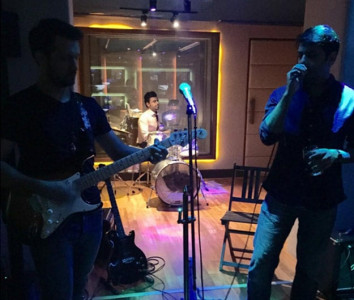 former jal members atif and farhan reunite with goher former jal members atif and farhan reunite with goher