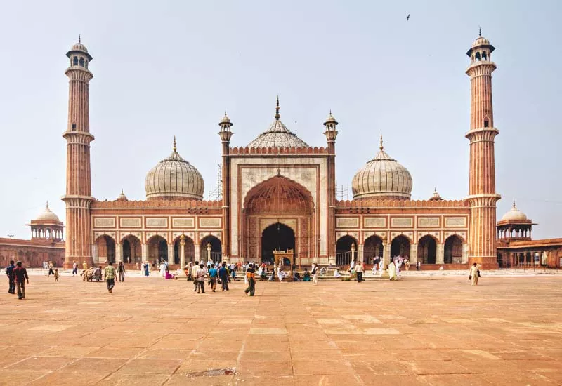 jama masjid is one of the largest mosques in india photos athar khan jama masjid is one of the largest mosques in india photos athar khan