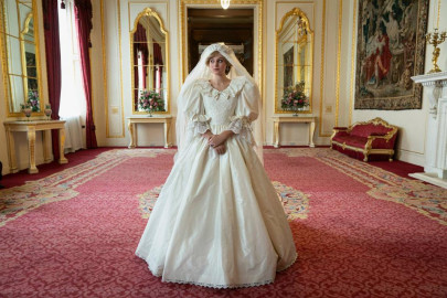the crown season 4 trailer puts spotlight on diana charles troubled marriage the crown season 4 trailer puts spotlight on diana charles troubled marriage