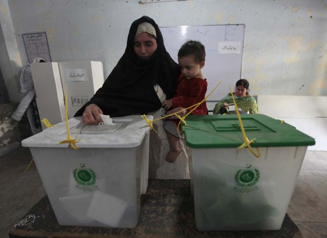 the three judge bench of the apex court while disposing of the ecp s plea said that the commission is constitutional body as it has mandate to take its decisions photo reuters