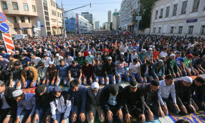 one of europe s biggest mosques to open in moscow