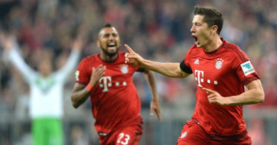 lewandowski s historic five goal haul stuns the world