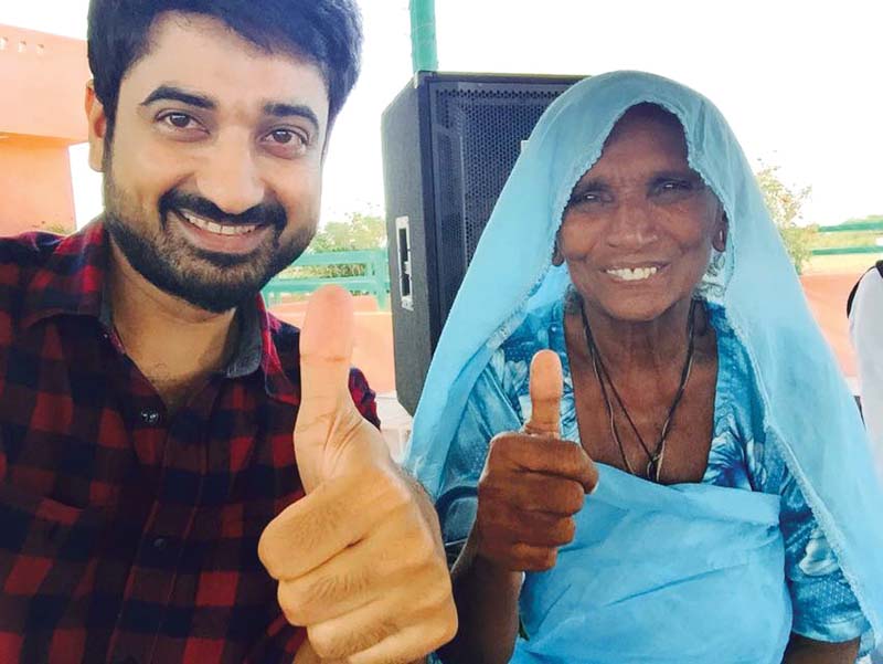 mai dhai and samejo pose for a picture at lahooti music ashram photo publicity