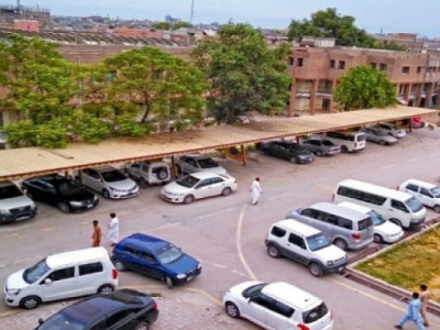 in vacation mode govt offices remain deserted near eid