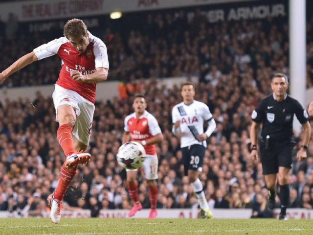flamini s lashed a sumptuous volley into the bottom corner from 20 yards for his second goal of the match to settle the first north london derby of the season photo afp flamini s lashed a sumptuous volley into the bottom corner from 20 yards for his second goal of the match to settle the first north london derby of the season photo afp