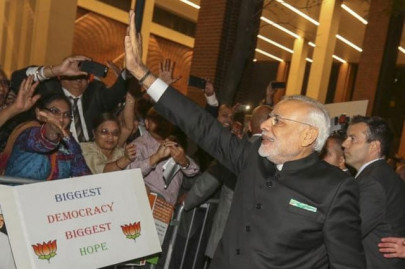 modi continues rock star us tour with facebook town hall