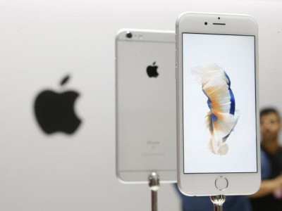eu agrees single mobile charging port in blow to apple eu agrees single mobile charging port in blow to apple
