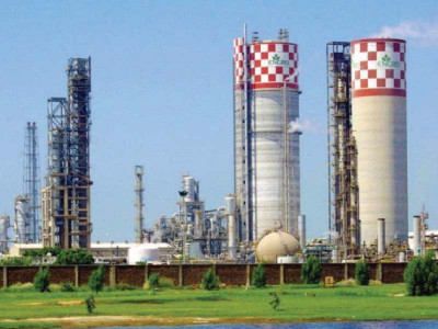 the dawoods growing bet on pakistan