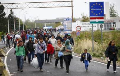 germany beefs up asylum rules as half a million cross mediterranean germany beefs up asylum rules as half a million cross mediterranean