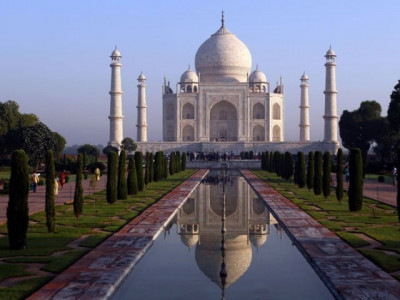 taj mahal needs nine year mud pack to tackle pollution taj mahal needs nine year mud pack to tackle pollution