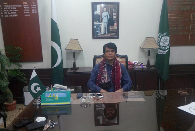 the former deputy commissioner of the tando muhammad khan syed ghazanfar ali shah photo fb com deputycommissionertmkhan